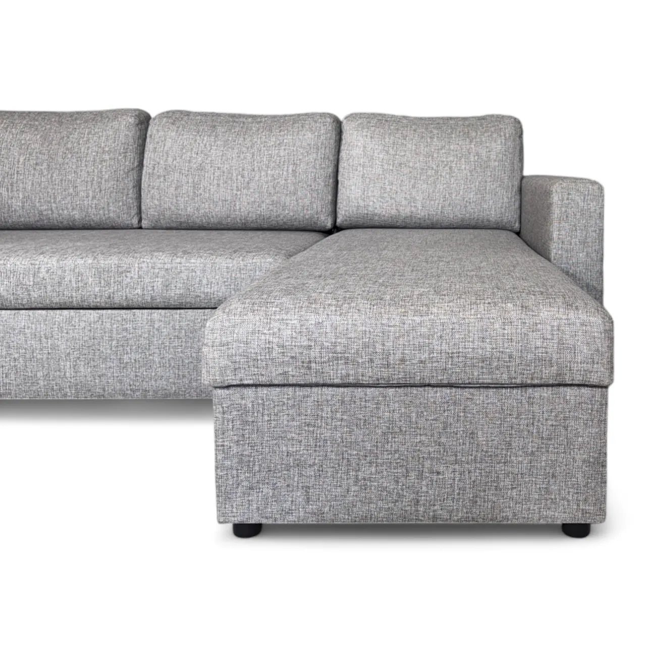 Nyrenset sovesofa med flyttbar sjeselong fra Gjenbruksgiganten