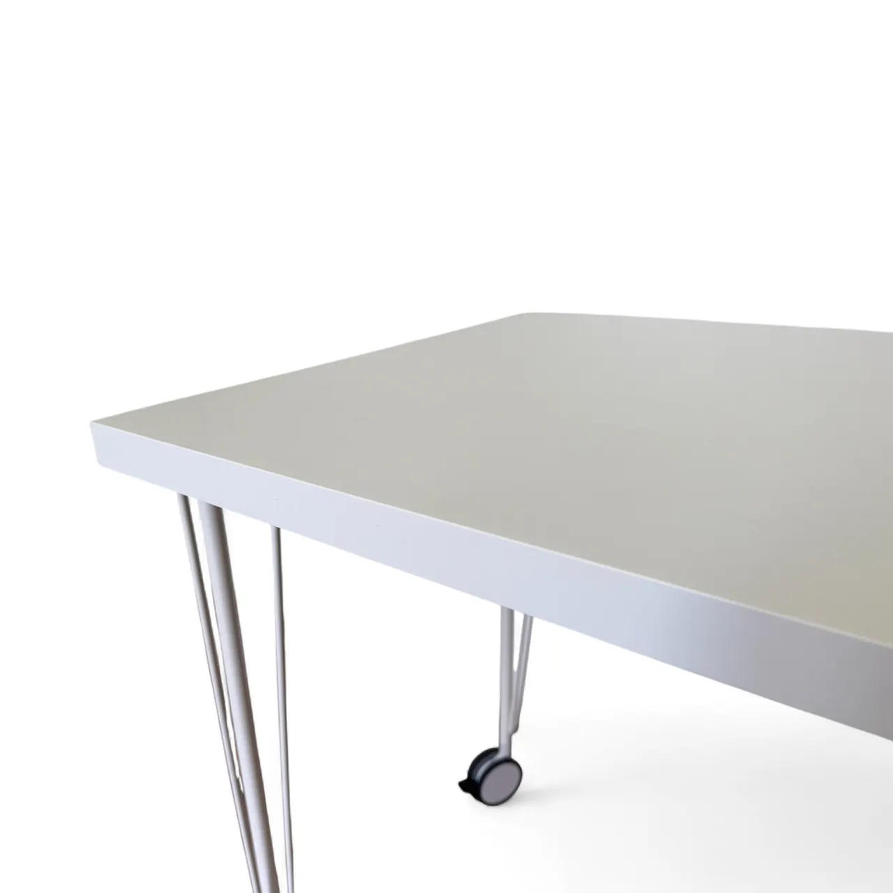 IKEA Linnmon Skrivebord på Hjul (Hvit)