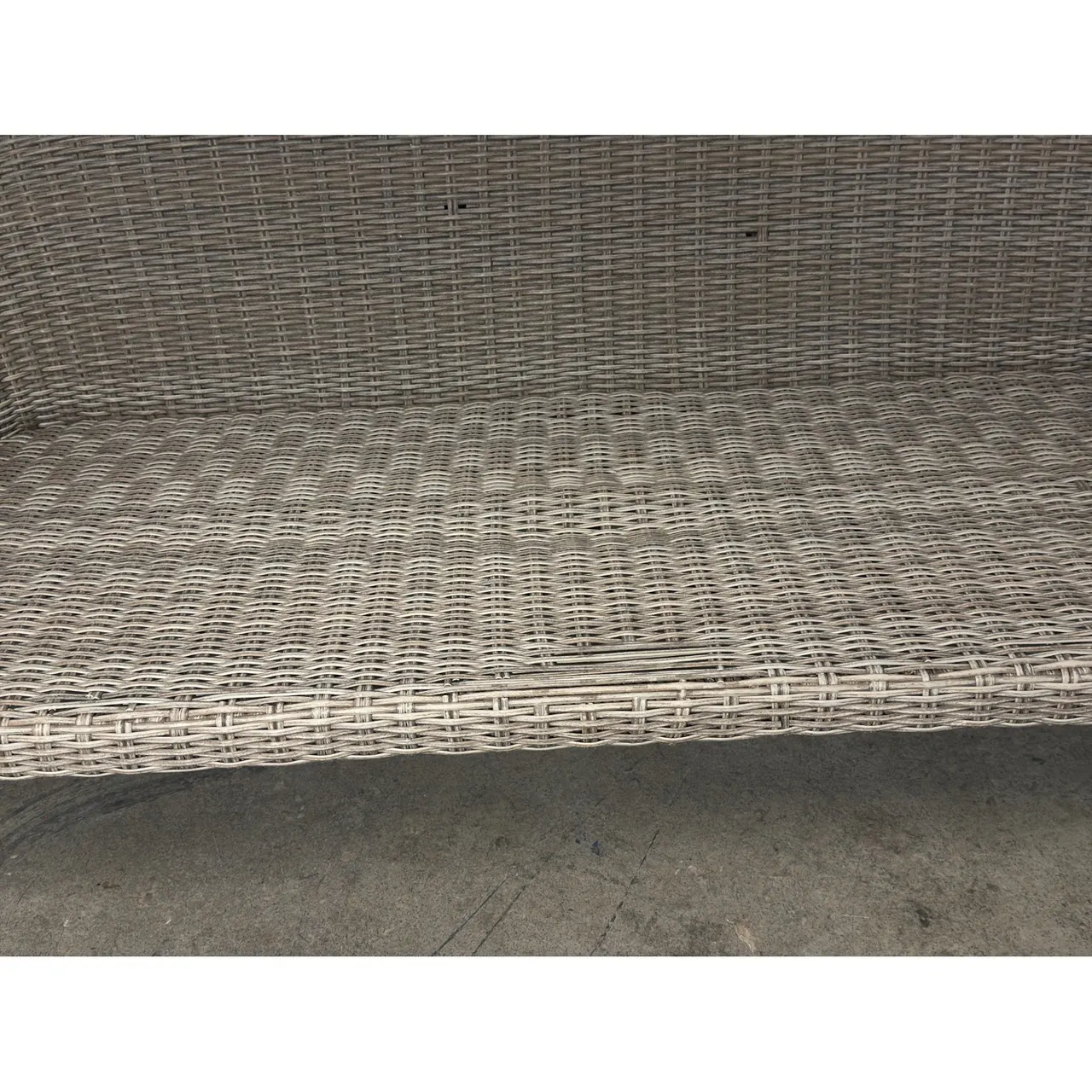 Rotting hagesofa