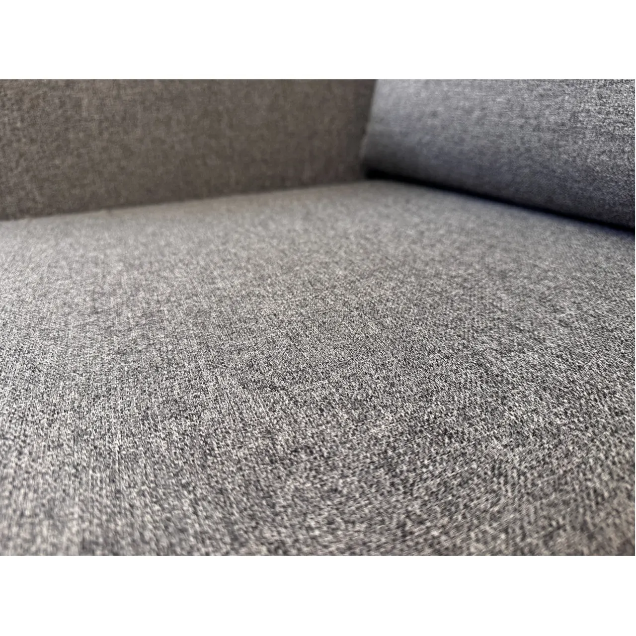 Nyrenset sovesofa med flyttbar sjeselong fra Gjenbruksgiganten