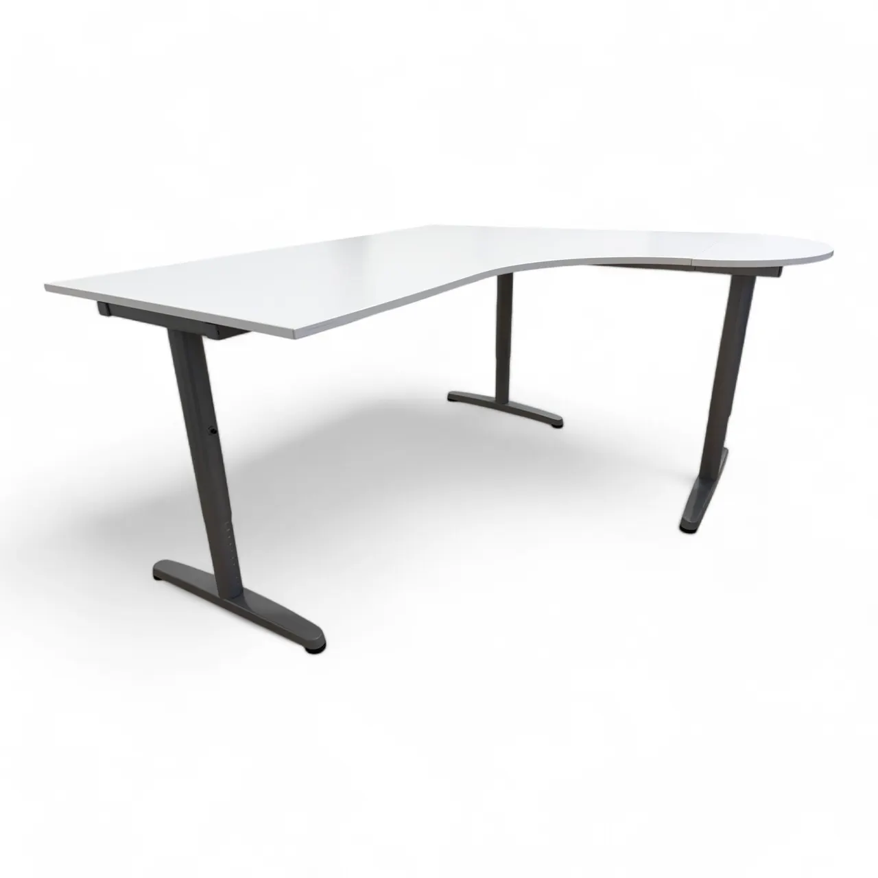 Galant skrivebord fra IKEA
