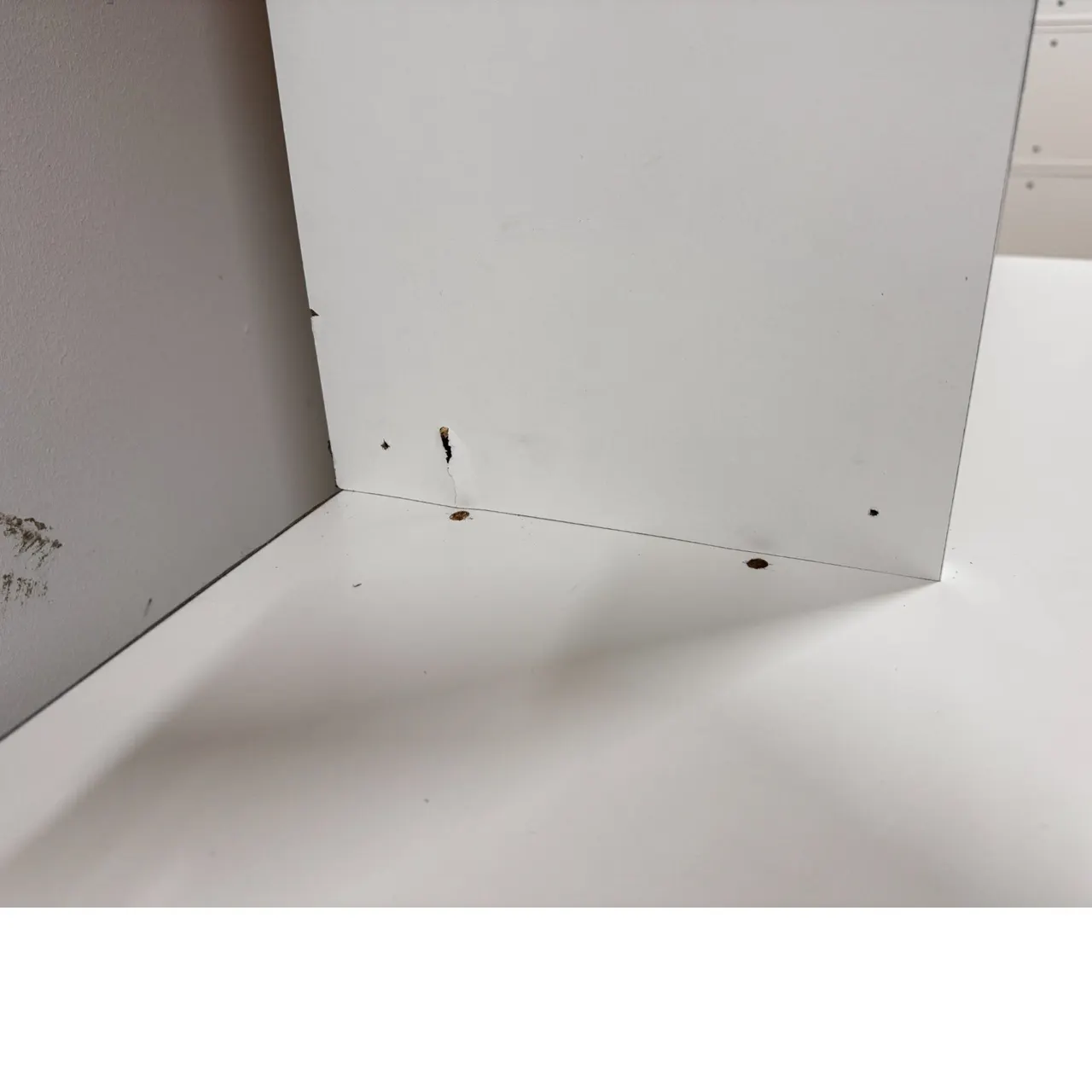 Bokhyller med Softclose Skuffer fra IKEA