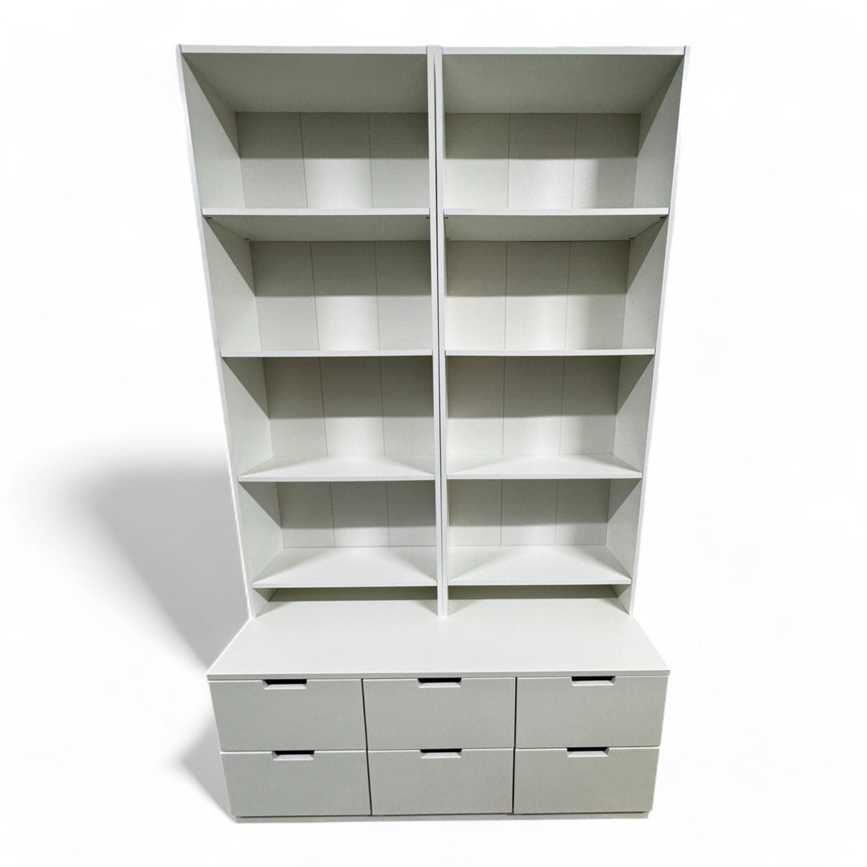 Bokhyller med Softclose Skuffer fra IKEA