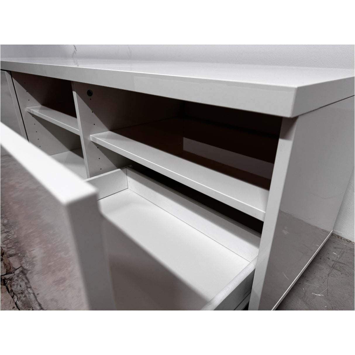 Byås TV - benk fra IKEA