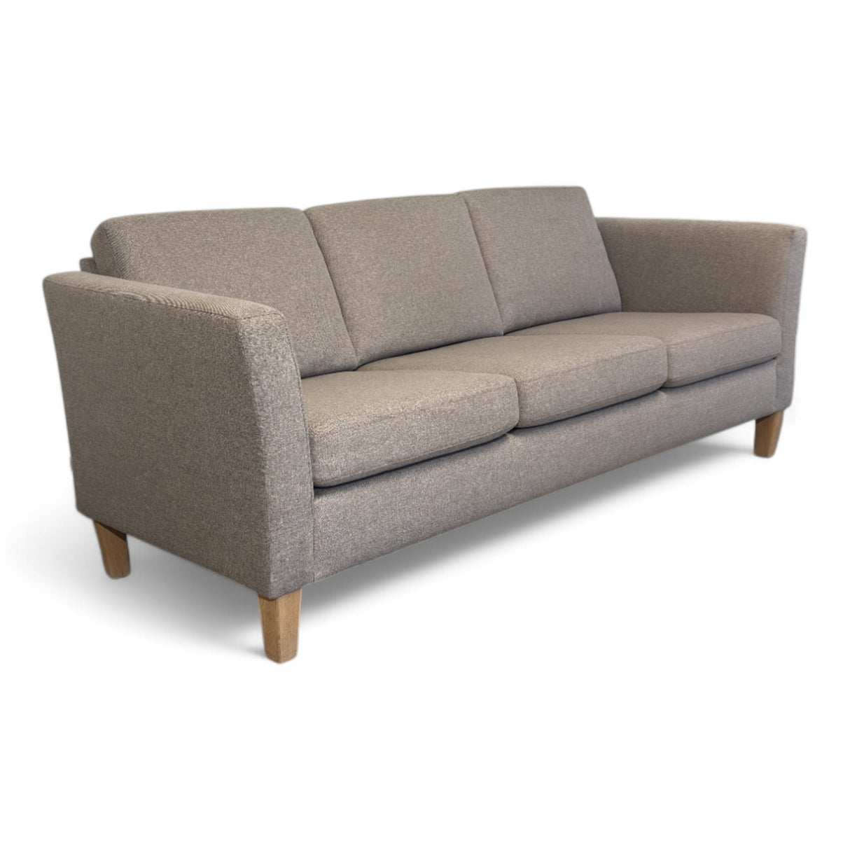 Nyrenset Vilmers 3-seter